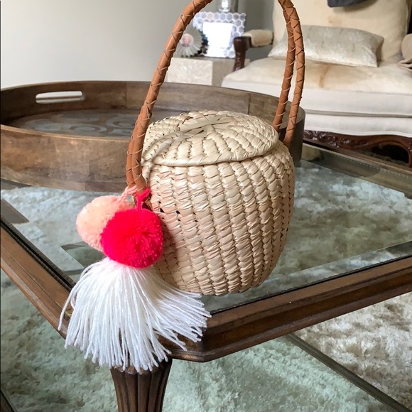 Soludos Handbags - Soludos straw bag new